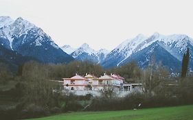 Manesi Apartments
